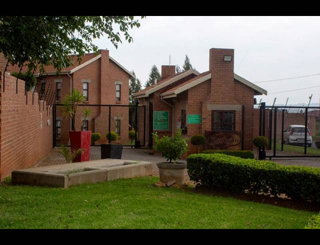 2 BEDROOM APARTMENT FOR SALE IN RUIMSIG AH